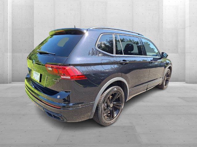 Used 2023 Volkswagen Tiguan SE R-Line AWD/4WD image 6