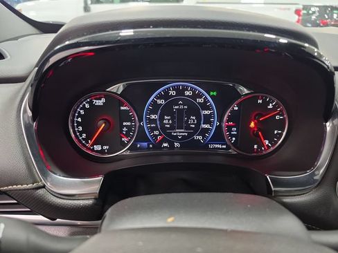 Used 2023 Chevrolet Traverse Premier AWD/4WD image 7