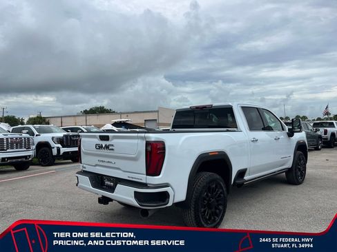 New 2026 GMC Sierra 2500 Denali Ultimate AWD/4WD image 7