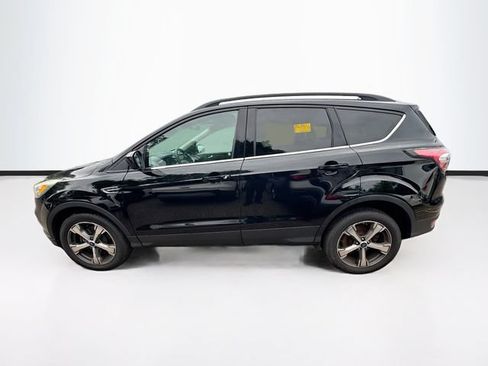 Used 2017 Ford Escape SE w/ SE Leather Comfort Package AWD/4WD image 4