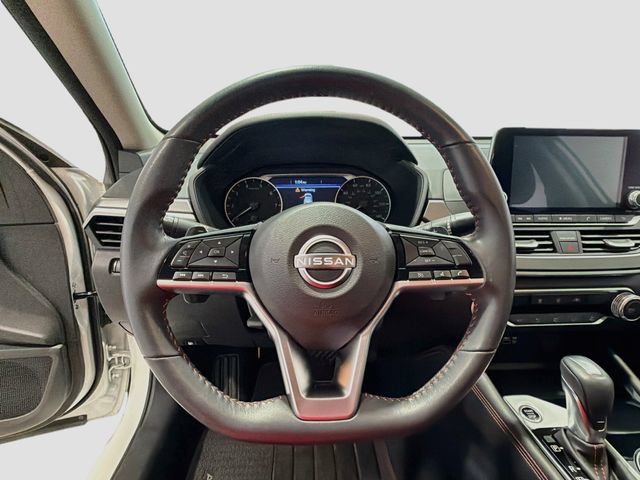 Used 2024 Nissan Altima 2.5 SR AWD/4WD image 10
