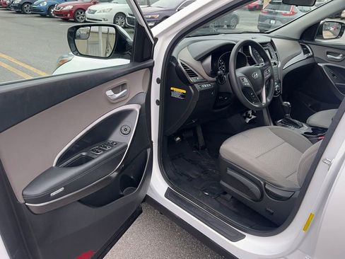 Used 2017 Hyundai Santa Fe Sport AWD/4WD image 14