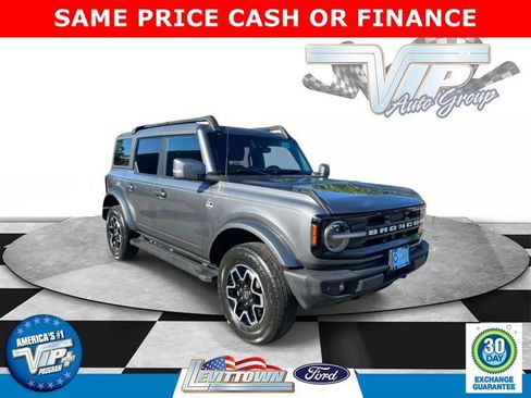 Used 2022 Ford Bronco Outer Banks AWD/4WD image 1