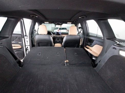 Used 2022 Lincoln Corsair Reserve w/ Equipment Group 201A image 32