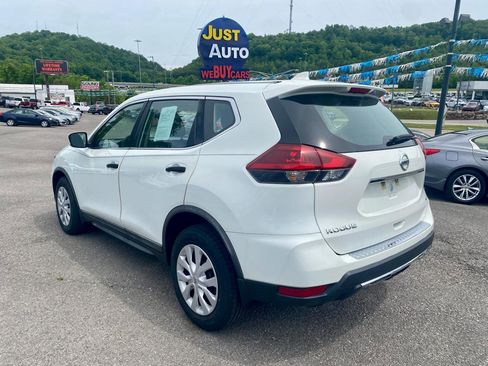 Used 2018 Nissan Rogue S AWD/4WD image 5