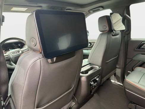 New 2026 GMC Yukon AT4 w/ AT4 Premium Plus Package AWD/4WD image 13
