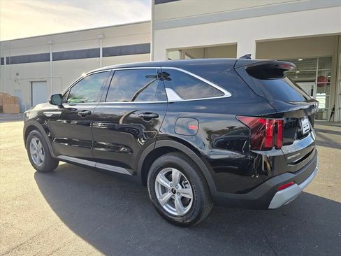 New 2026 Kia Sorento LX image 5
