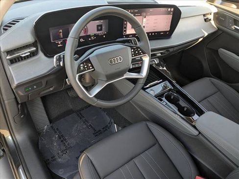 New 2026 Audi Q3 quattro 2.0T AWD/4WD image 3