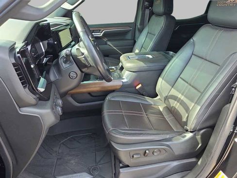 Used 2022 Chevrolet Silverado 1500 High Country w/ High Country Premium Package image 19