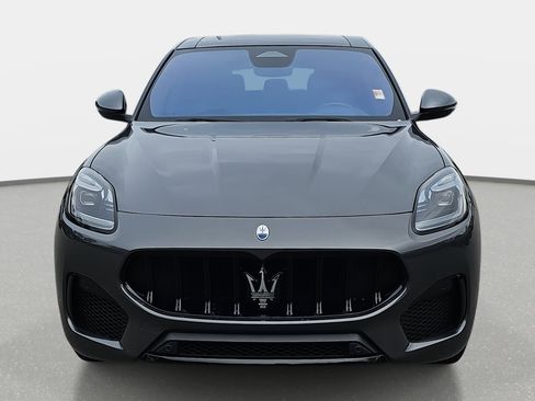 Used 2023 Maserati Grecale Modena image 2