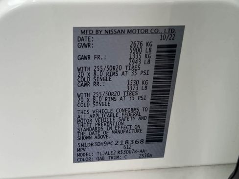 Used 2023 Nissan Pathfinder Platinum image 30