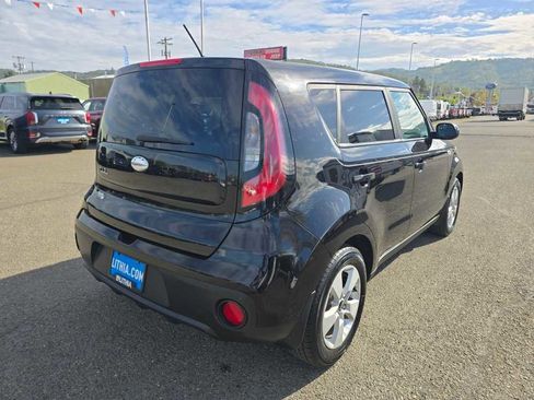 Used 2018 Kia Soul FWD image 5