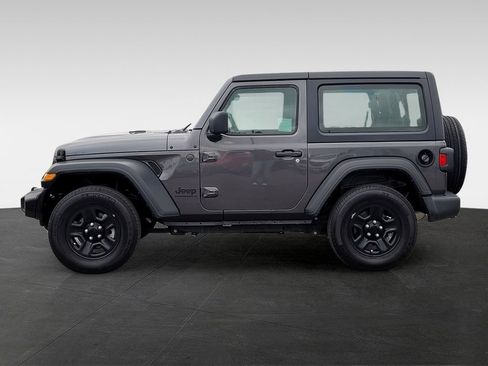 Used 2023 Jeep Wrangler Sport AWD/4WD image 7