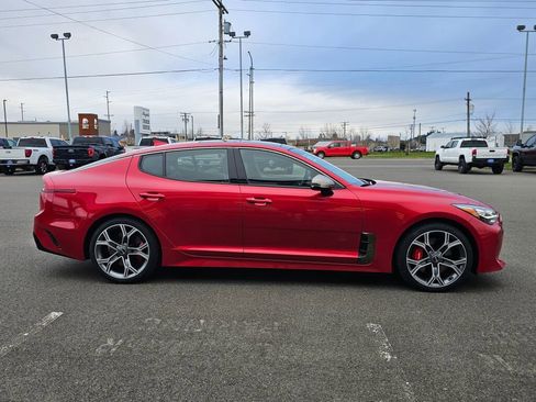 Used 2020 Kia Stinger GT2 image 5