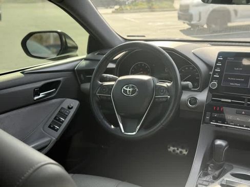 Used 2019 Toyota Avalon XSE w/ All Weather Liner Package image 21