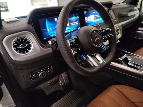 New 2026 Mercedes-Benz G 63 AMG AMG G 63 image 4