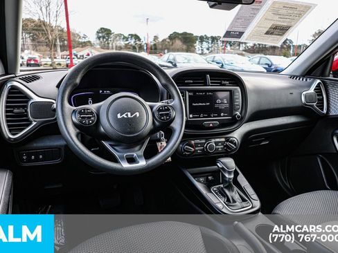 Used 2025 Kia Soul LX w/ LX Technology Package image 29