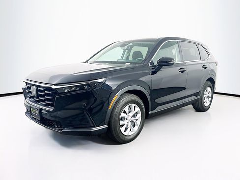 Used 2025 Honda CR-V LX image 3