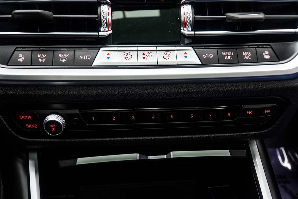 Used 2022 BMW M4 Coupe w/ Executive Package RWD image 31