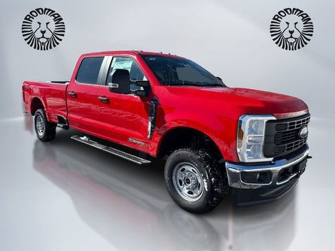 New 2025 Ford F250 XL w/ XL Chrome Package image 3