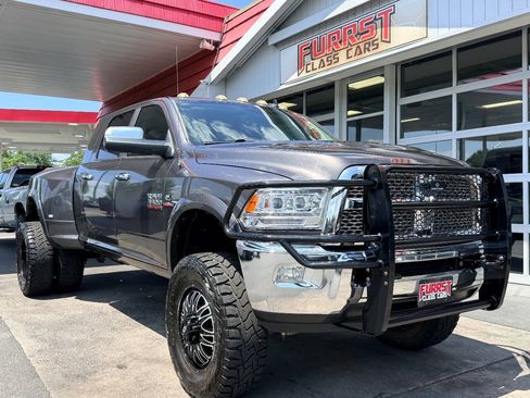 Used 2014 RAM 3500 Laramie AWD/4WD image 13