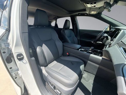 Used 2026 Lexus RX 350 FWD w/ Accessory Package (Z1) image 16
