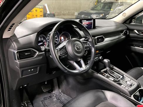 Used 2020 MAZDA CX-5 Touring AWD/4WD image 18