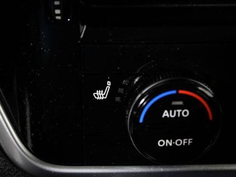 Certified 2024 Nissan Rogue SL FWD image 26