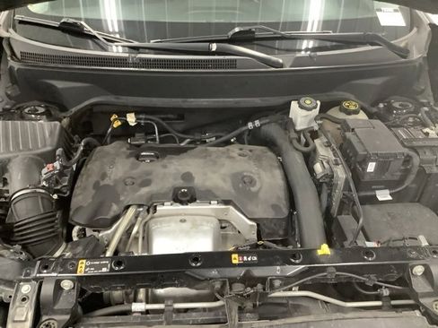 Used 2019 Chevrolet Equinox LT image 17