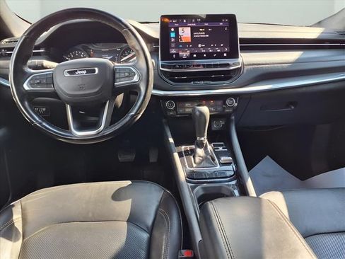 Used 2022 Jeep Compass Limited AWD/4WD image 9