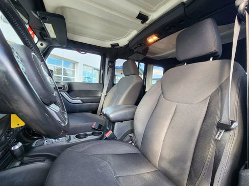 Used 2016 Jeep Wrangler Unlimited Sport w/ Quick Order Package 24S image 24