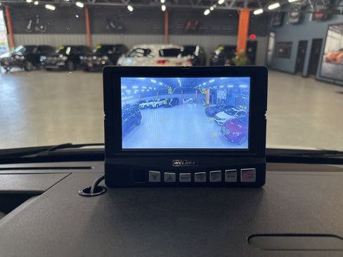 Used 2020 Mercedes-Benz Sprinter 2500 image 17