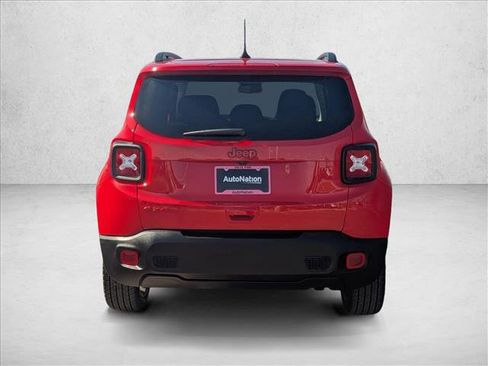 Used 2022 Jeep Renegade Latitude w/ Convenience Group image 7