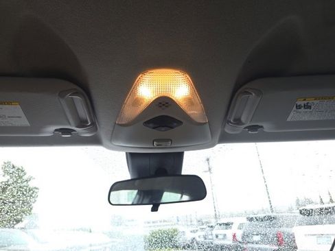 Used 2022 Toyota C-HR Limited image 18