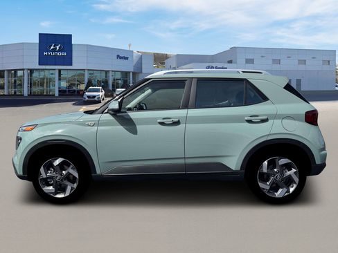 New 2026 Hyundai Venue SEL image 3