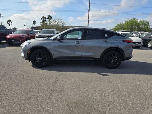 New 2026 Buick Envista Sport Touring image 8