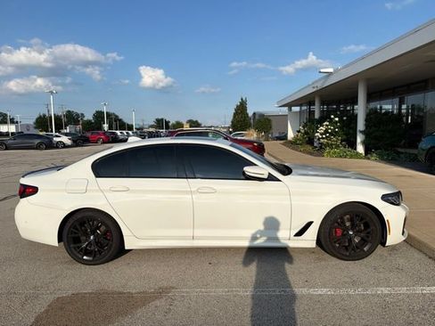 Used 2023 BMW 530i xDrive w/ M Sport Package AWD/4WD image 4