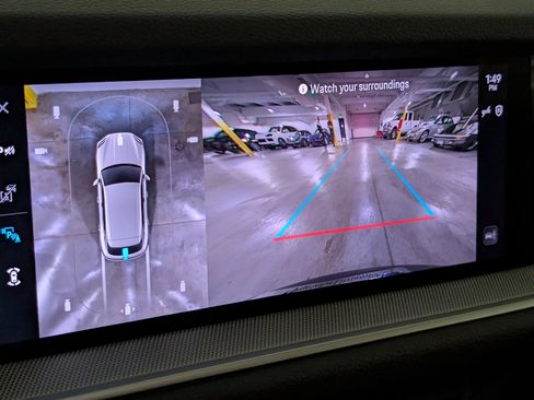 Used 2025 Porsche Cayenne image 35