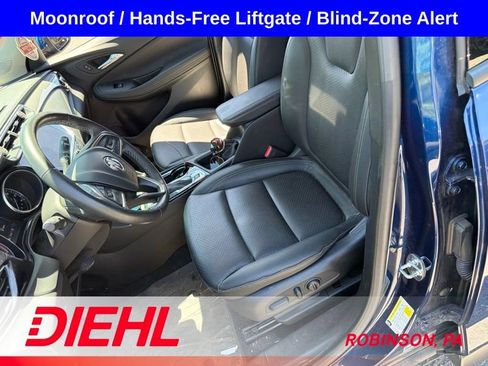 Used 2023 Buick Encore GX Essence w/ Experience Buick Package AWD/4WD image 9