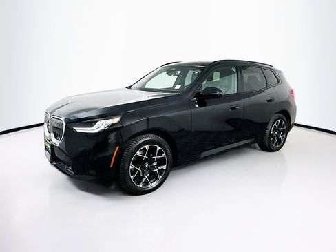 Used 2025 BMW X3 xDrive30i image 3