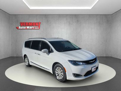 Used 2018 Chrysler Pacifica Touring-L