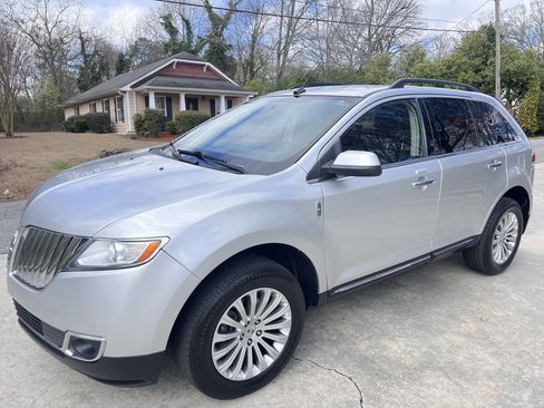 Used 2017 Lincoln MKC Reserve w/ Lincoln MKC Climate Package image 7