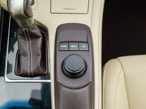 Used 2018 Lexus ES 350 w/ Premier Package image 51