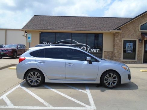 Used 2014 Subaru Impreza 2.0i Sport Premium AWD/4WD image 5