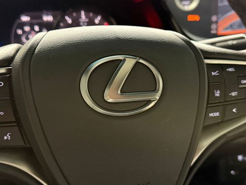 Used 2022 Lexus ES 350 F Sport image 17