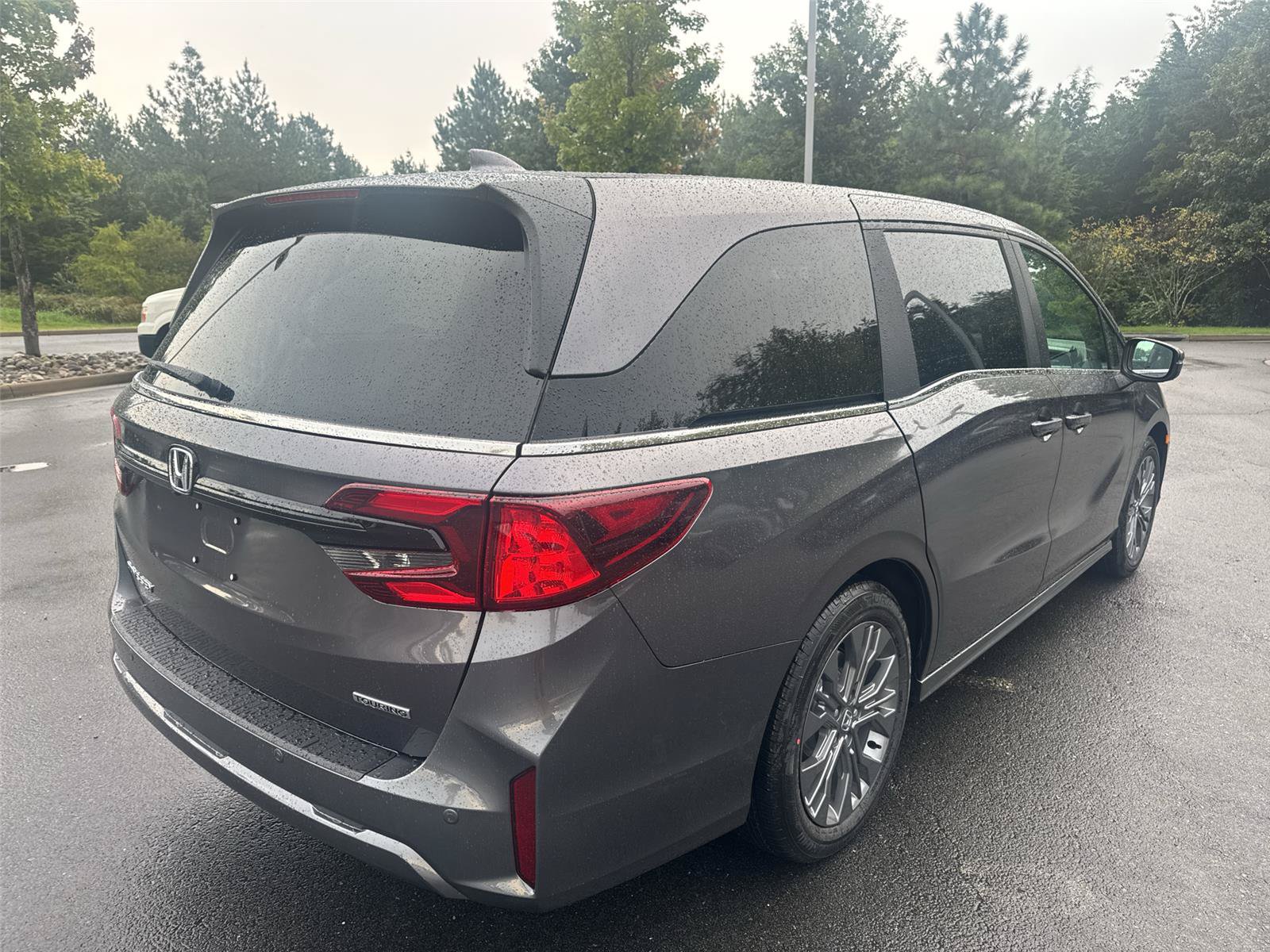New 2027 Honda Odyssey Touring image 7