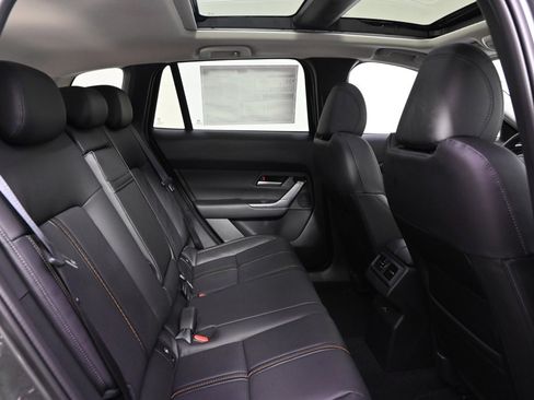 Used 2025 MAZDA CX-50 AWD 2.5 Hybrid w/ Premium Pkg image 18