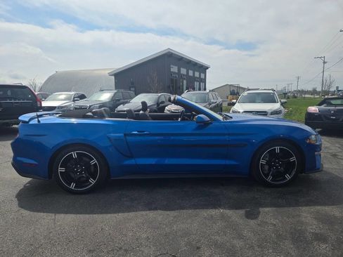 Used 2020 Ford Mustang GT Premium w/ Equipment Group 401A RWD image 17