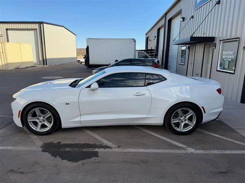 Used 2023 Chevrolet Camaro LT RWD image 3