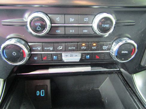 Certified 2024 Ford F150 Lariat image 33